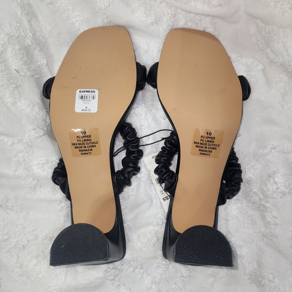 Ruched Double Band Heeled Sandals - Picture 2 of 2